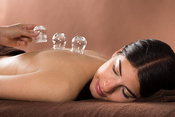 6 Herramientas Ancestrales de la MTC: Más Allá de las Agujas de Acupuntura 10