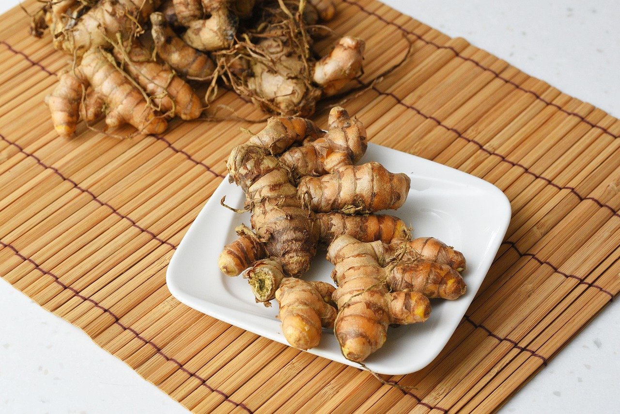 Cómo la medicina natural ayuda en la artrosis 4 la fitoterapia con la curcuma como recurso de tratamiento