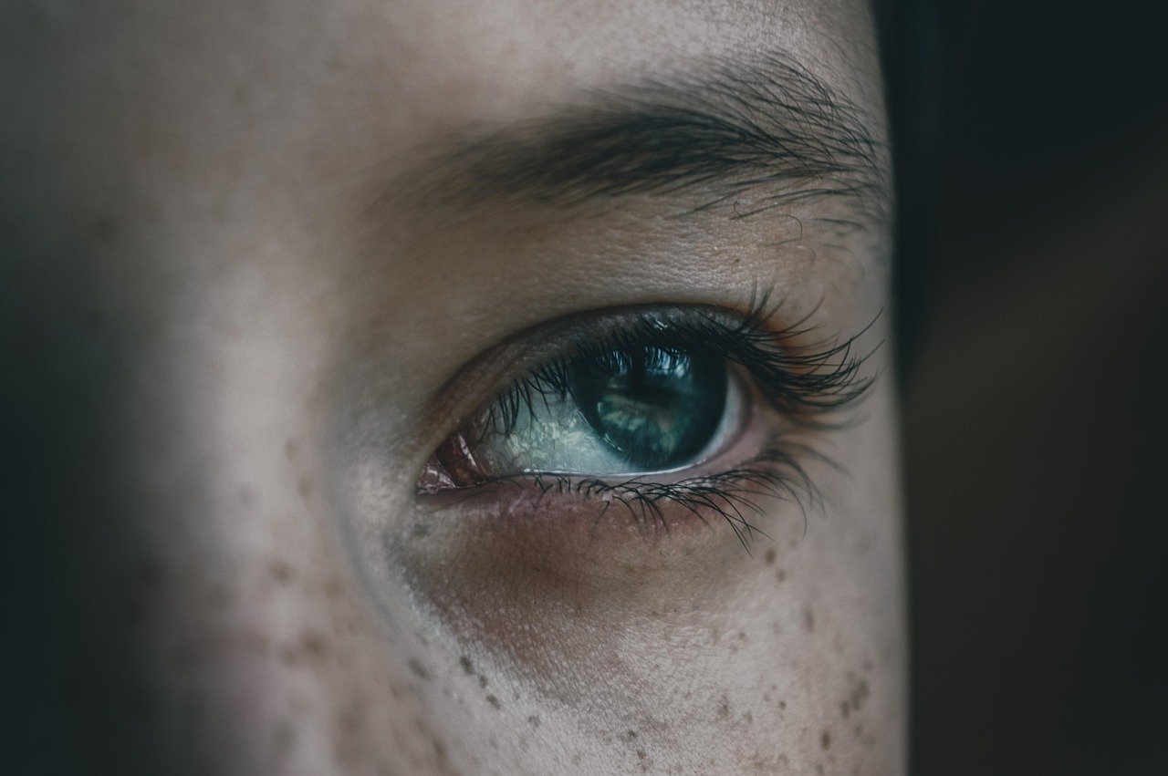 La Degeneración Macular(DMAE) simbología del ojo